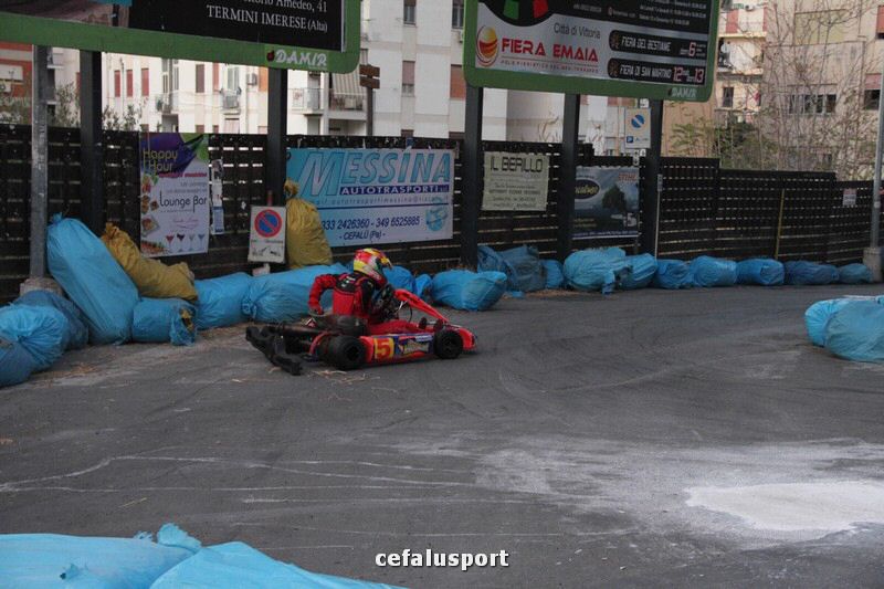 111120 sport2 446_tn.jpg